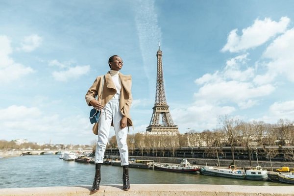 Art de vivre à la française : comment les tendances globales influencent le style français
