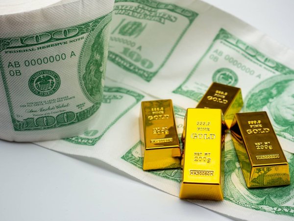 Comment choisir entre l'or physique et l'or papier ?