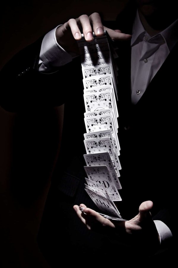 Les célèbres évasions de magiciens : Histoire et techniques